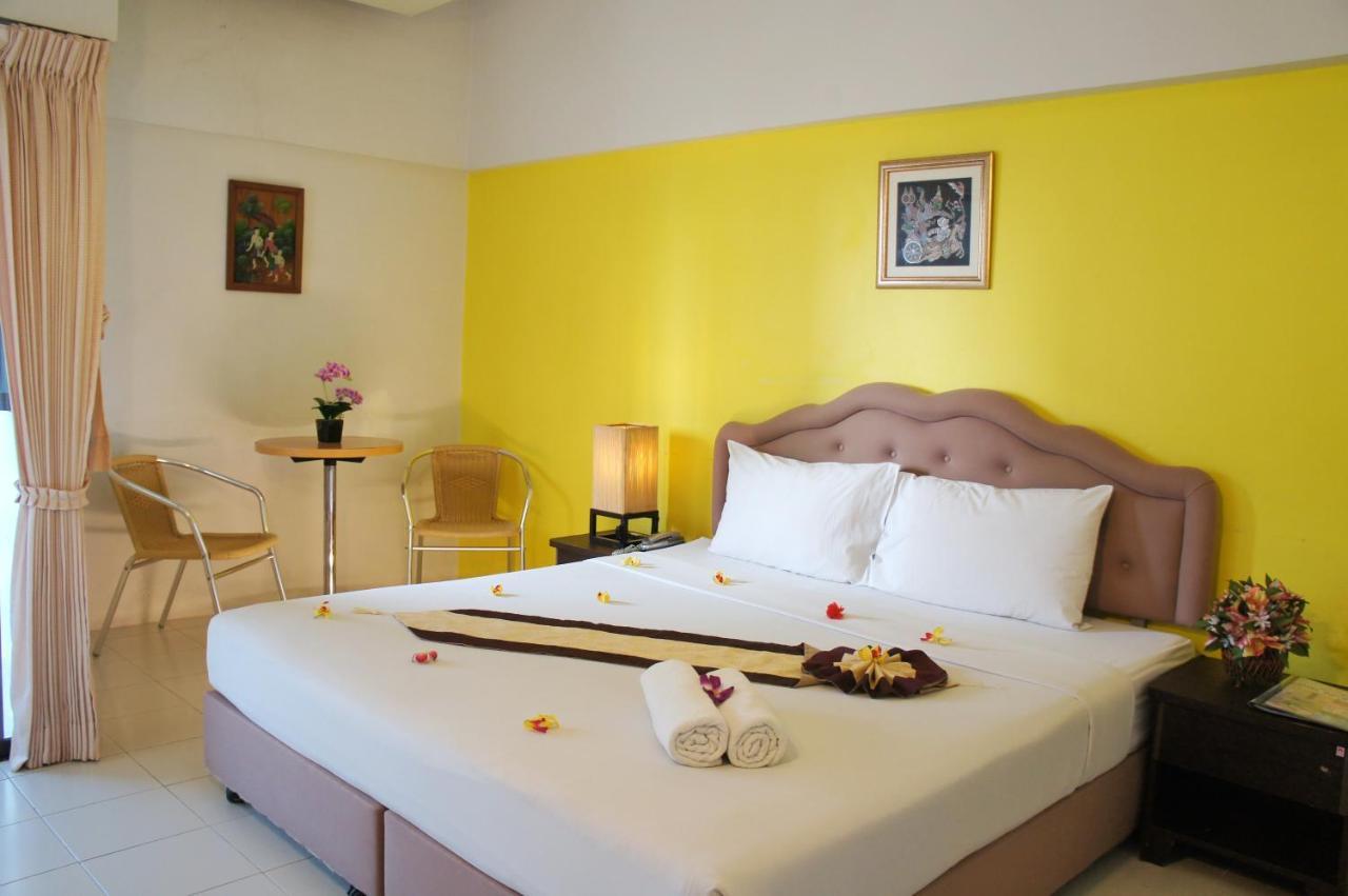 The Nest Serviced Apartment Бангкок Экстерьер фото