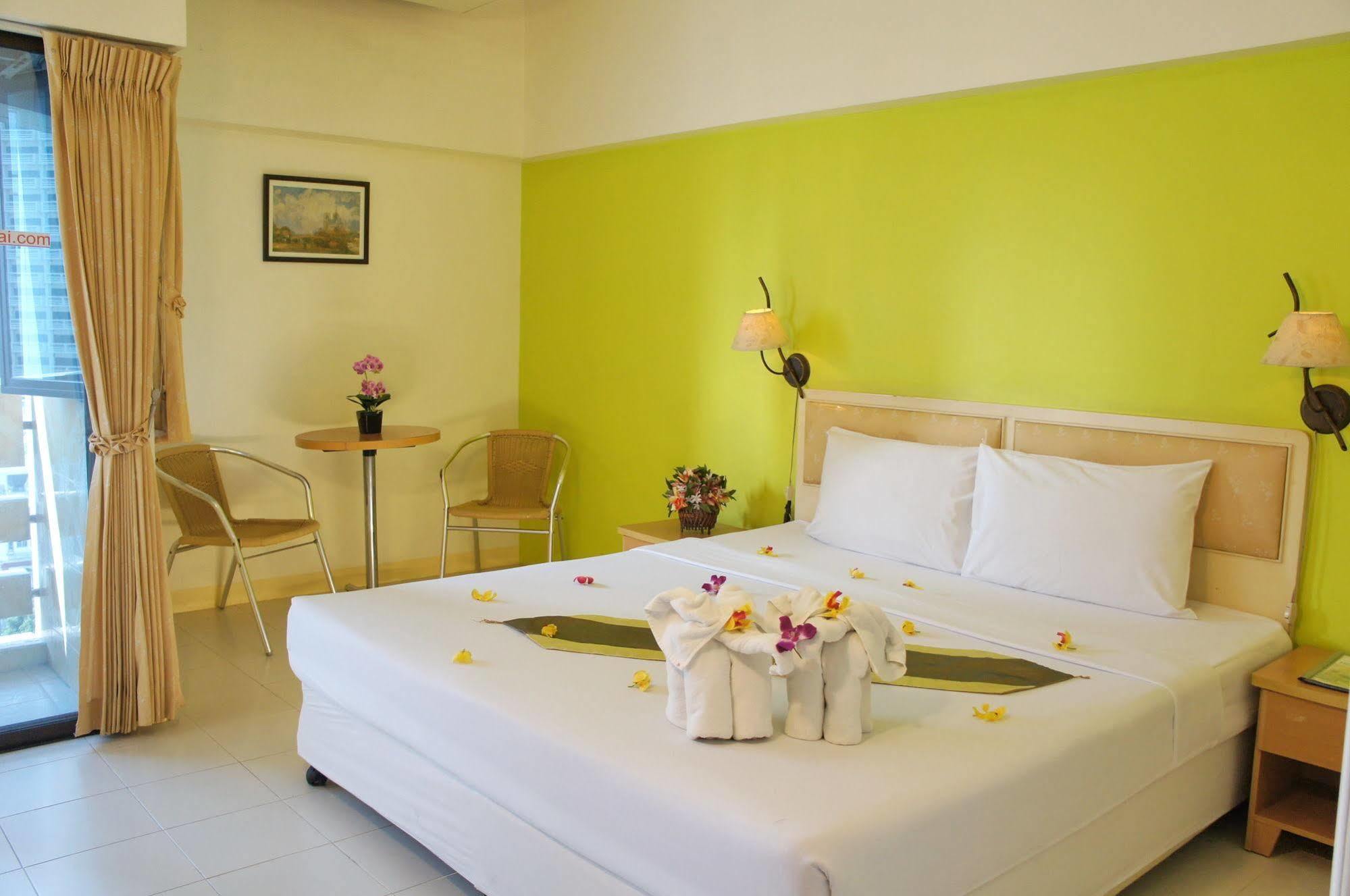 The Nest Serviced Apartment Бангкок Экстерьер фото