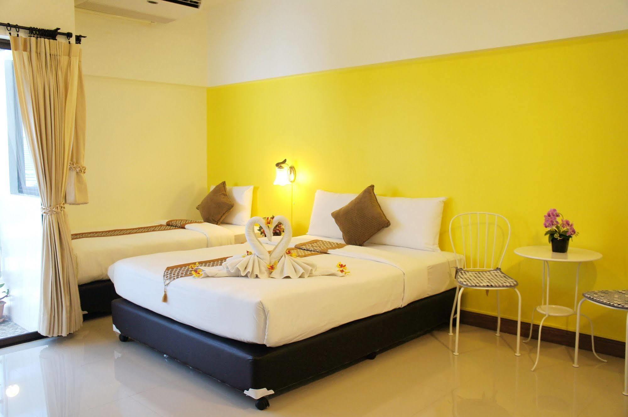 The Nest Serviced Apartment Бангкок Экстерьер фото