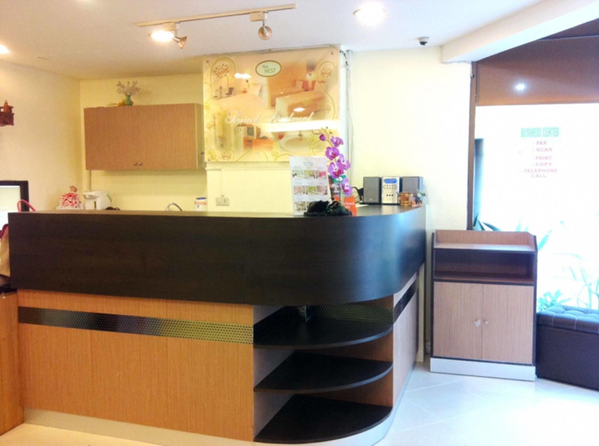 The Nest Serviced Apartment Бангкок Экстерьер фото