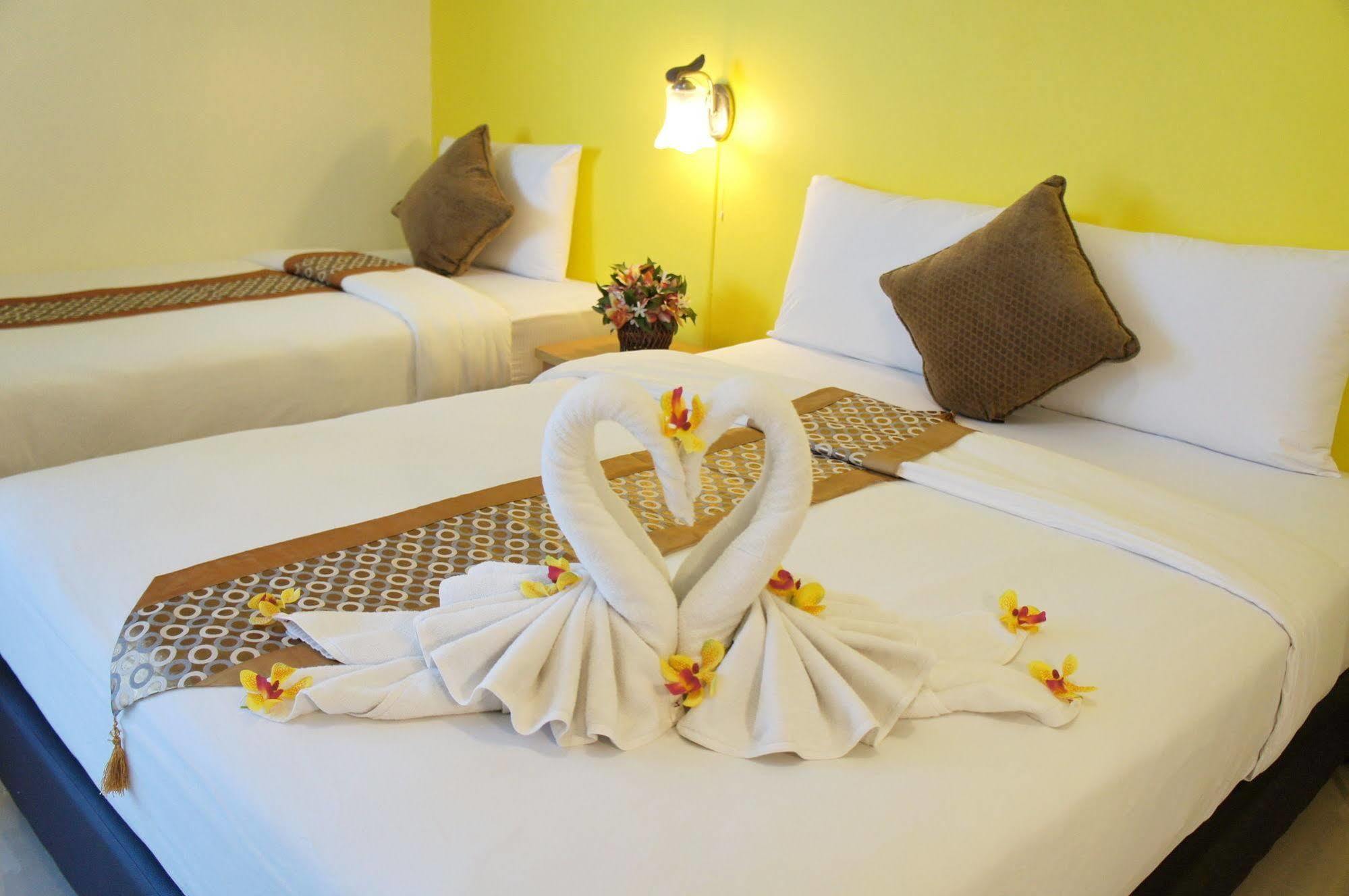 The Nest Serviced Apartment Бангкок Экстерьер фото