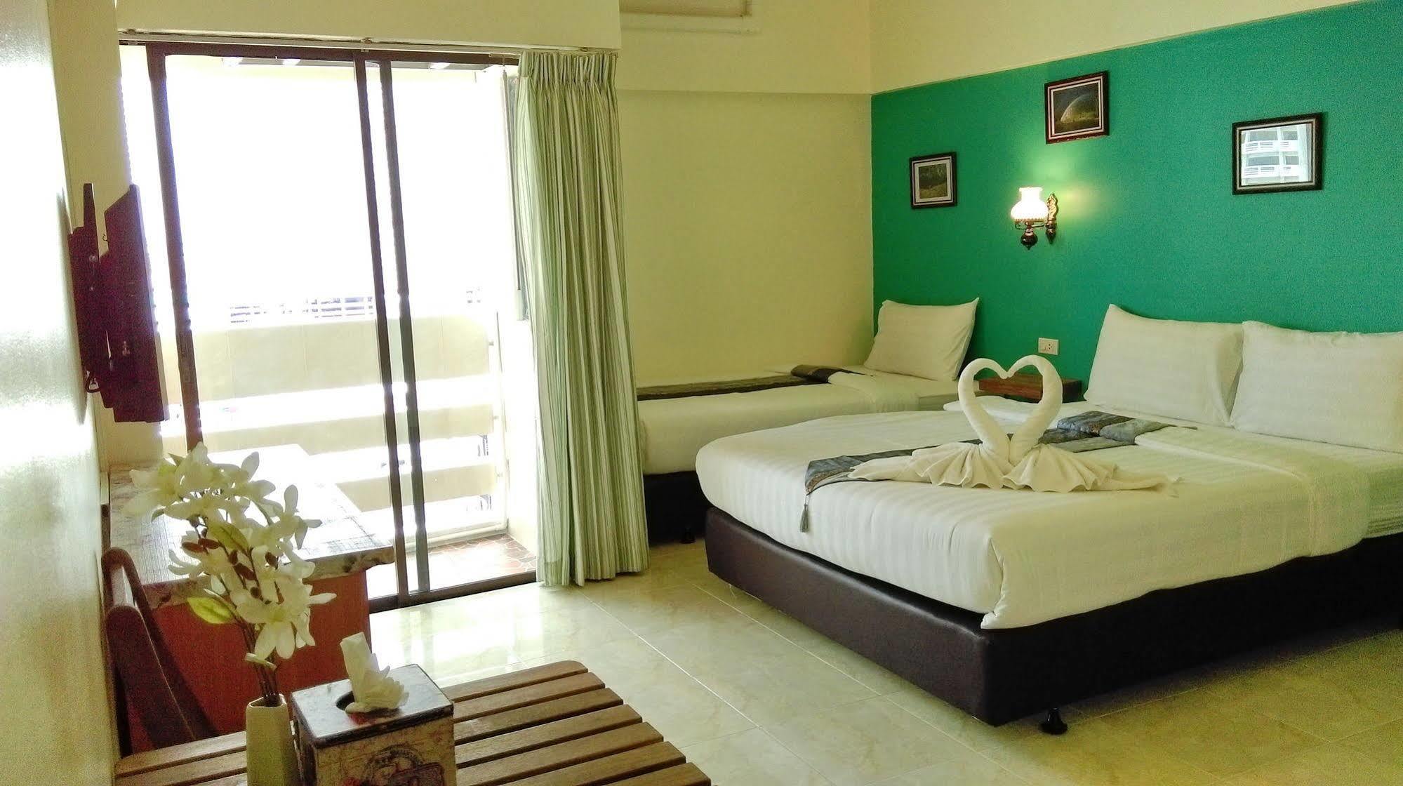 The Nest Serviced Apartment Бангкок Экстерьер фото