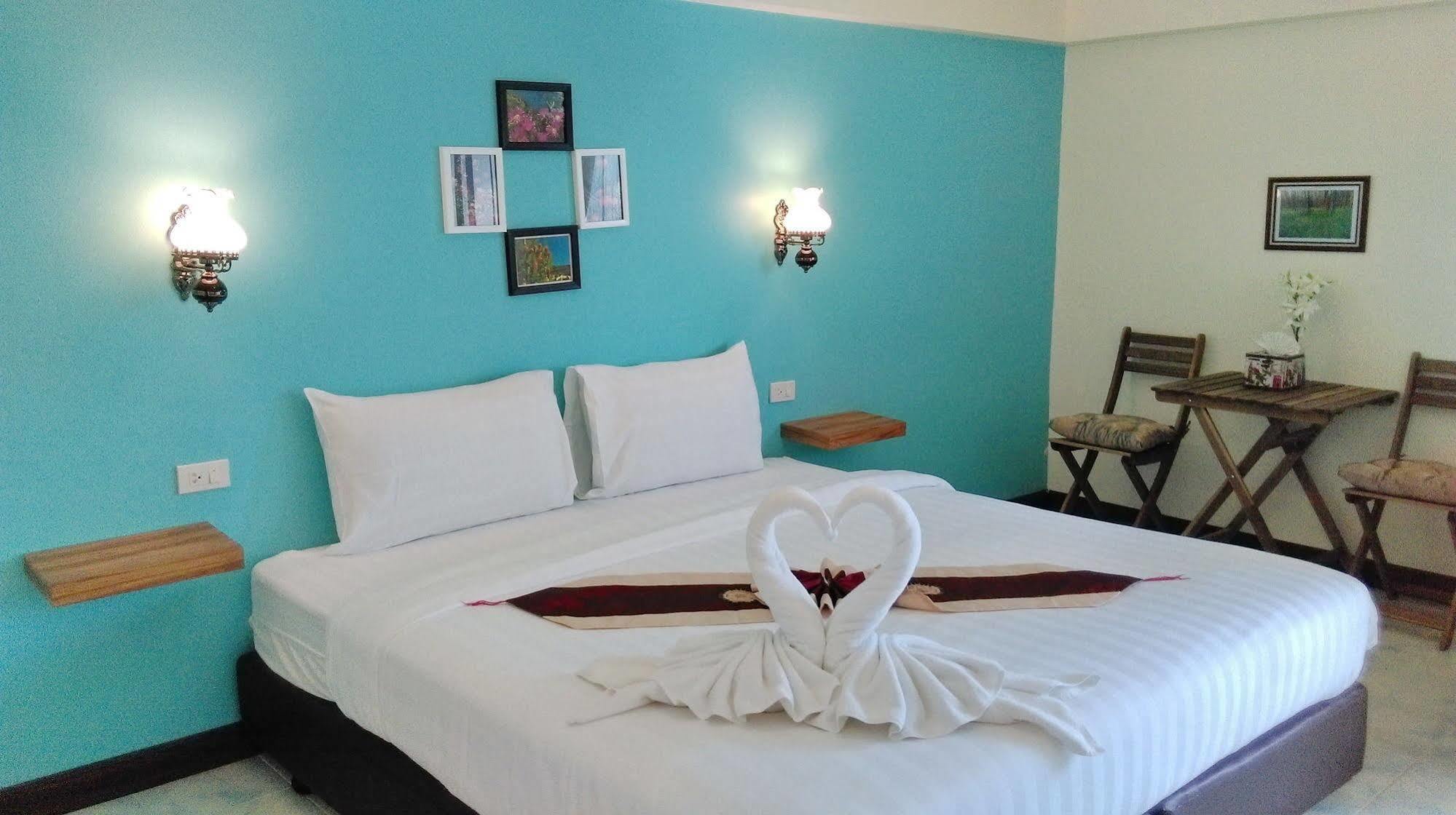 The Nest Serviced Apartment Бангкок Экстерьер фото